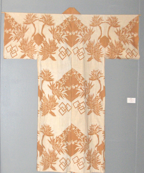 Kimono créé et réalisé par Betty de Paris en katazome, teinture végétale, Kyoto 1989